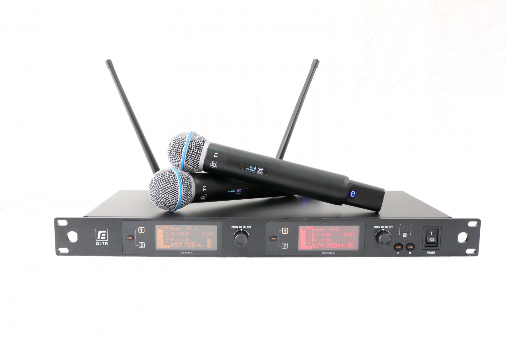 RFIntell QL7R/T1-A 651,800-683,400 МГц 2-канальная радиосистема с 2-мя ручными микрофонами в Чапаевске